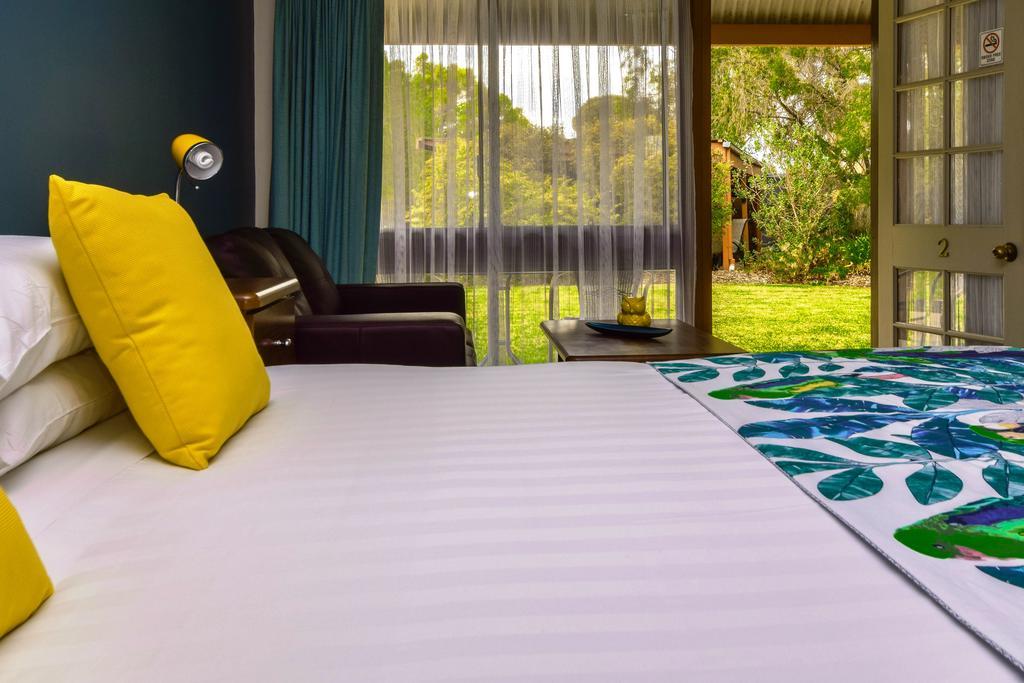 River Country Inn (Adults Only) Moama Extérieur photo