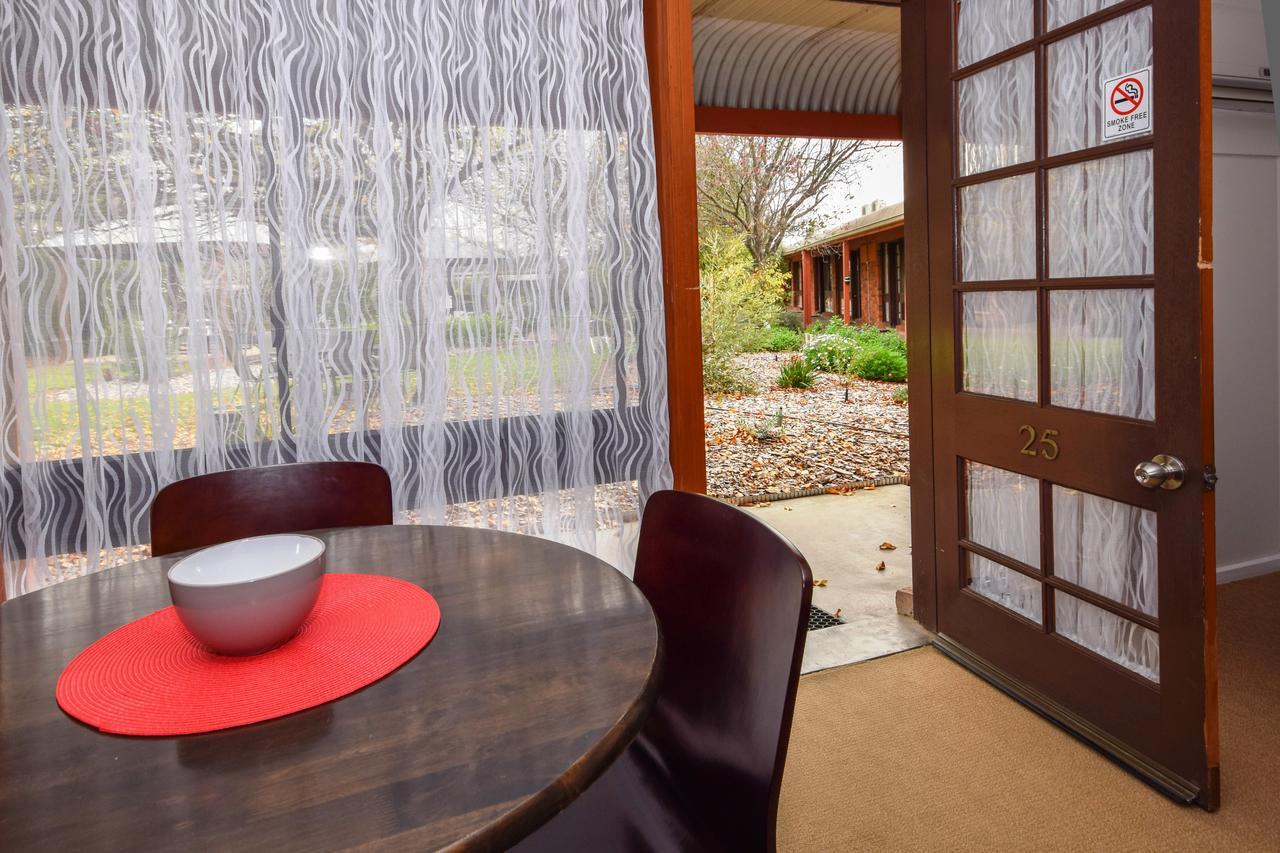 River Country Inn (Adults Only) Moama Extérieur photo