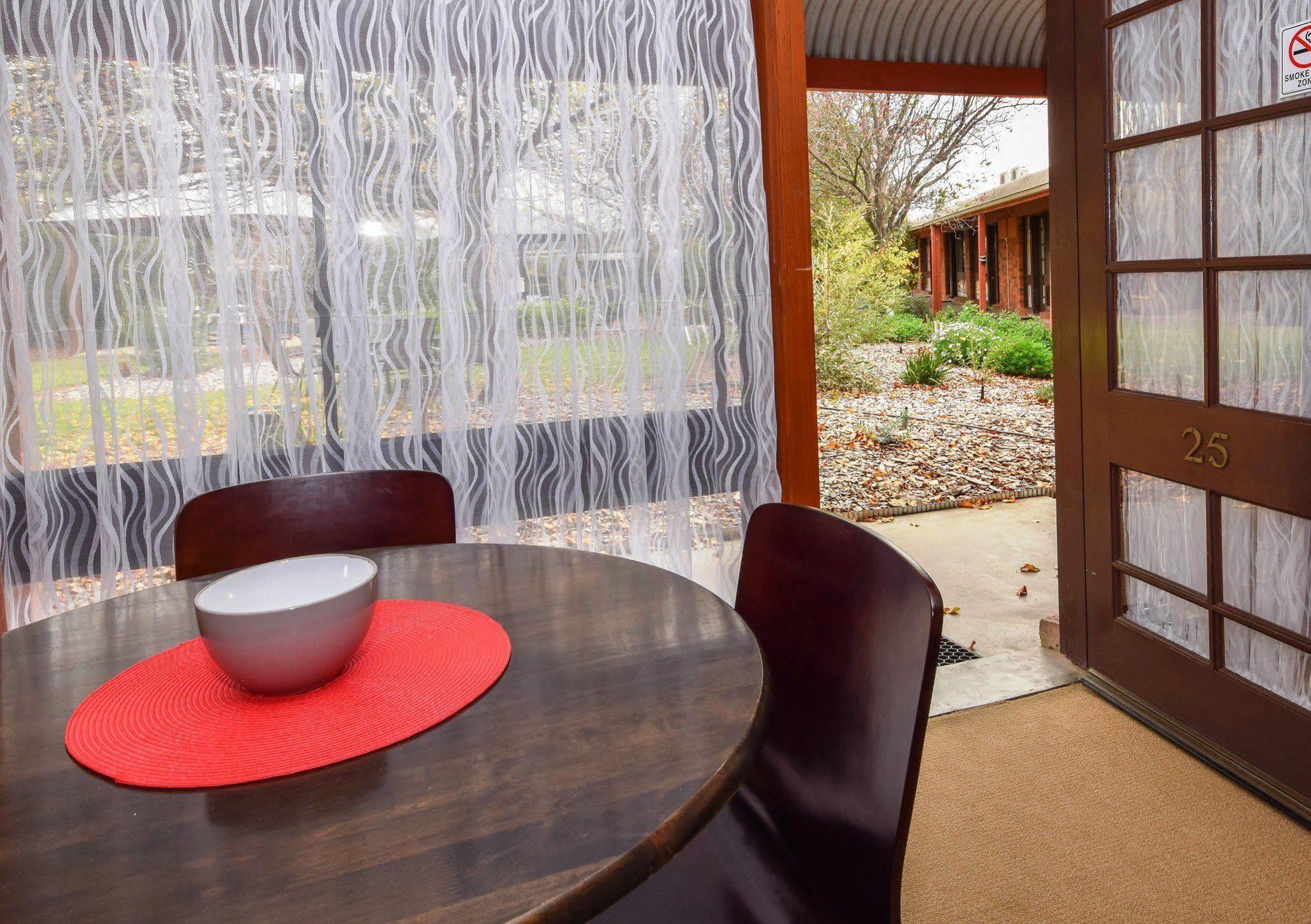 River Country Inn (Adults Only) Moama Extérieur photo