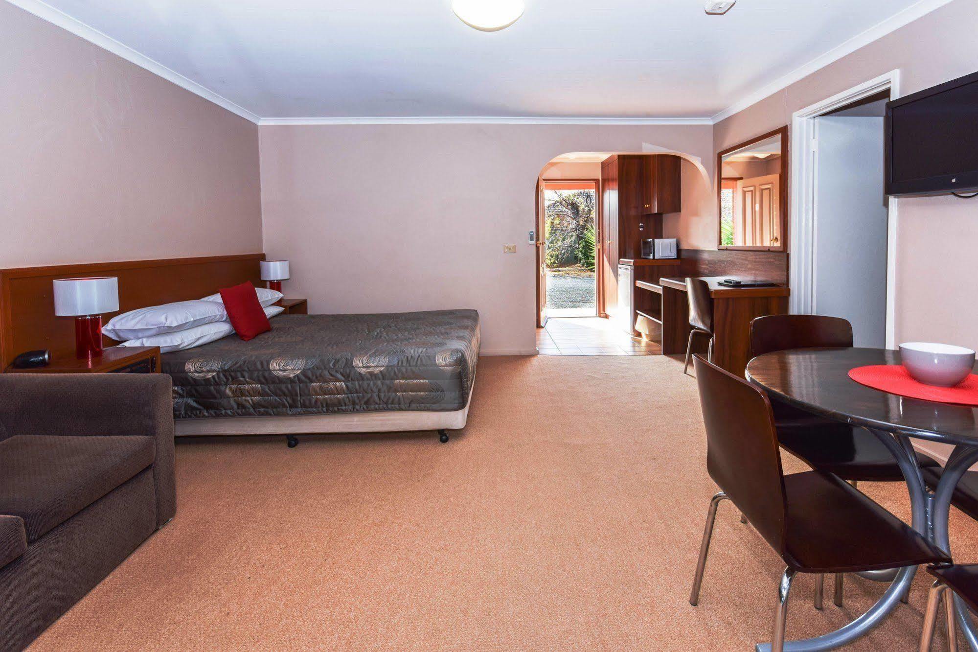 River Country Inn (Adults Only) Moama Extérieur photo